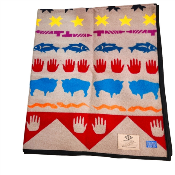 Pendleton Other - Pendleton Wollen Mills Vintage Medicine Keeper Blanket Beaver State
